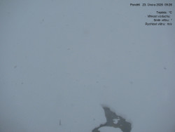 Luční bouda, pramen Bílého Labe