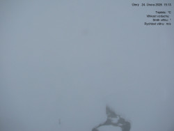 Luční bouda, pramen Bílého Labe