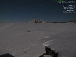 Luční bouda, pramen Bílého Labe