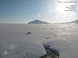 Luční bouda, pramen Bílého Labe