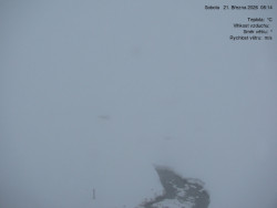 Luční bouda, pramen Bílého Labe