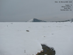 Luční bouda, pramen Bílého Labe