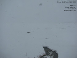 Luční bouda, pramen Bílého Labe