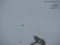 Luční bouda, pramen Bílého Labe