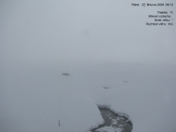 Luční bouda, pramen Bílého Labe