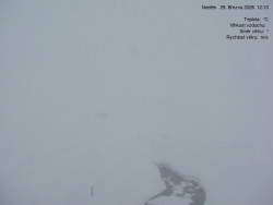 Luční bouda, pramen Bílého Labe