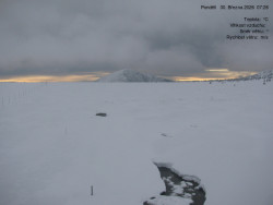 Luční bouda, pramen Bílého Labe