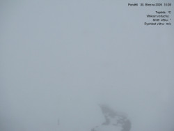 Luční bouda, pramen Bílého Labe