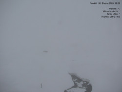 Luční bouda, pramen Bílého Labe