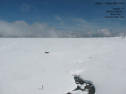 Luční bouda, pramen Bílého Labe