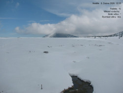 Luční bouda, pramen Bílého Labe