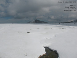 Luční bouda, pramen Bílého Labe