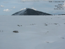 Luční bouda, pramen Bílého Labe