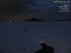 Luční bouda, pramen Bílého Labe