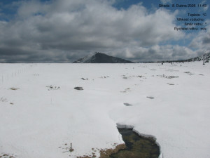 Luční bouda - Luční bouda, pramen Bílého Labe - 8.4.2026 v 11:45 Luční bouda - Luční bouda, pramen Bílého Labe - 8.4.2026 v 11:45