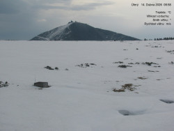 Luční bouda, pramen Bílého Labe