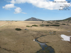 Luční bouda, pramen Bílého Labe