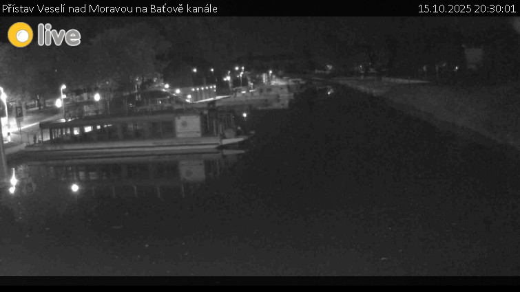 Baťův kanál - Přístav Veselí nad Moravou na Baťově kanále - 15.10.2025 v 20:30 Baťův kanál - Přístav Veselí nad Moravou na Baťově kanále - 15.10.2025 v 20:30