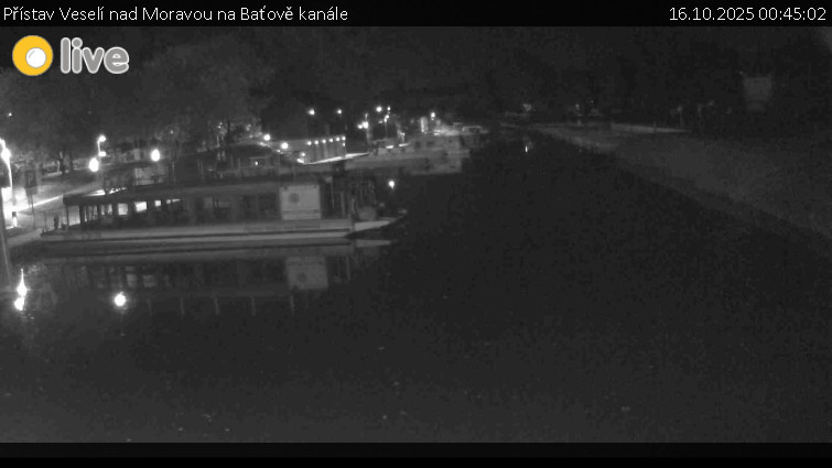 Baťův kanál - Přístav Veselí nad Moravou na Baťově kanále - 16.10.2025 v 00:45 Baťův kanál - Přístav Veselí nad Moravou na Baťově kanále - 16.10.2025 v 00:45