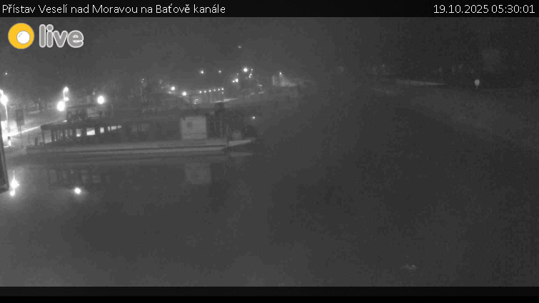 Baťův kanál - Přístav Veselí nad Moravou na Baťově kanále - 19.10.2025 v 05:30 Baťův kanál - Přístav Veselí nad Moravou na Baťově kanále - 19.10.2025 v 05:30