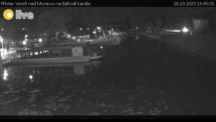 Baťův kanál - Přístav Veselí nad Moravou na Baťově kanále - 19.10.2025 v 18:45 Baťův kanál - Přístav Veselí nad Moravou na Baťově kanále - 19.10.2025 v 18:45