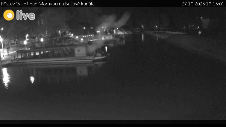 Baťův kanál - Přístav Veselí nad Moravou na Baťově kanále - 27.10.2025 v 19:15 Baťův kanál - Přístav Veselí nad Moravou na Baťově kanále - 27.10.2025 v 19:15