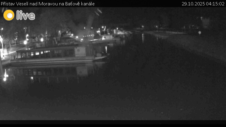 Baťův kanál - Přístav Veselí nad Moravou na Baťově kanále - 29.10.2025 v 04:15 Baťův kanál - Přístav Veselí nad Moravou na Baťově kanále - 29.10.2025 v 04:15