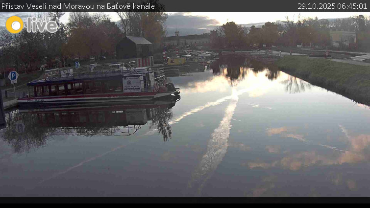 Baťův kanál - Přístav Veselí nad Moravou na Baťově kanále - 29.10.2025 v 06:45 Baťův kanál - Přístav Veselí nad Moravou na Baťově kanále - 29.10.2025 v 06:45