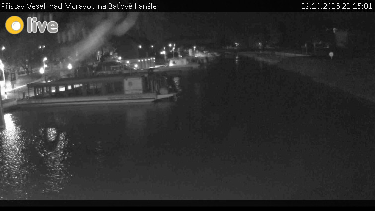 Baťův kanál - Přístav Veselí nad Moravou na Baťově kanále - 29.10.2025 v 22:15 Baťův kanál - Přístav Veselí nad Moravou na Baťově kanále - 29.10.2025 v 22:15