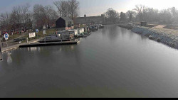 Přístav Veselí nad Moravou na Baťově kanále