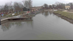 Přístav Veselí nad Moravou na Baťově kanále