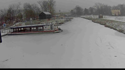 Přístav Veselí nad Moravou na Baťově kanále