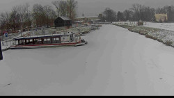 Přístav Veselí nad Moravou na Baťově kanále