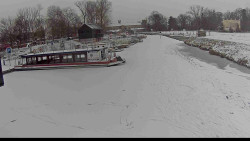 Přístav Veselí nad Moravou na Baťově kanále