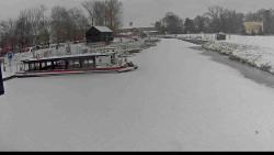 Přístav Veselí nad Moravou na Baťově kanále