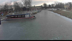 Přístav Veselí nad Moravou na Baťově kanále