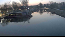 Přístav Veselí nad Moravou na Baťově kanále