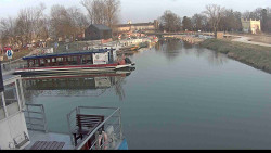 Přístav Veselí nad Moravou na Baťově kanále