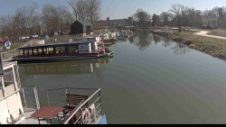 Přístav Veselí nad Moravou na Baťově kanále