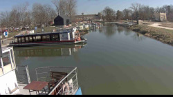 Přístav Veselí nad Moravou na Baťově kanále