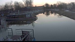 Přístav Veselí nad Moravou na Baťově kanále