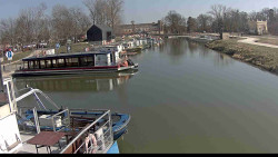 Přístav Veselí nad Moravou na Baťově kanále