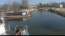 Přístav Veselí nad Moravou na Baťově kanále