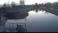 Přístav Veselí nad Moravou na Baťově kanále