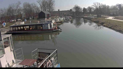 Přístav Veselí nad Moravou na Baťově kanále