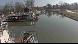 Přístav Veselí nad Moravou na Baťově kanále