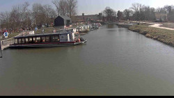 Přístav Veselí nad Moravou na Baťově kanále