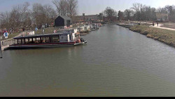 Přístav Veselí nad Moravou na Baťově kanále