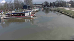 Přístav Veselí nad Moravou na Baťově kanále