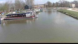 Přístav Veselí nad Moravou na Baťově kanále